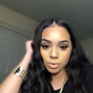 Meet your Posher, Jasmine